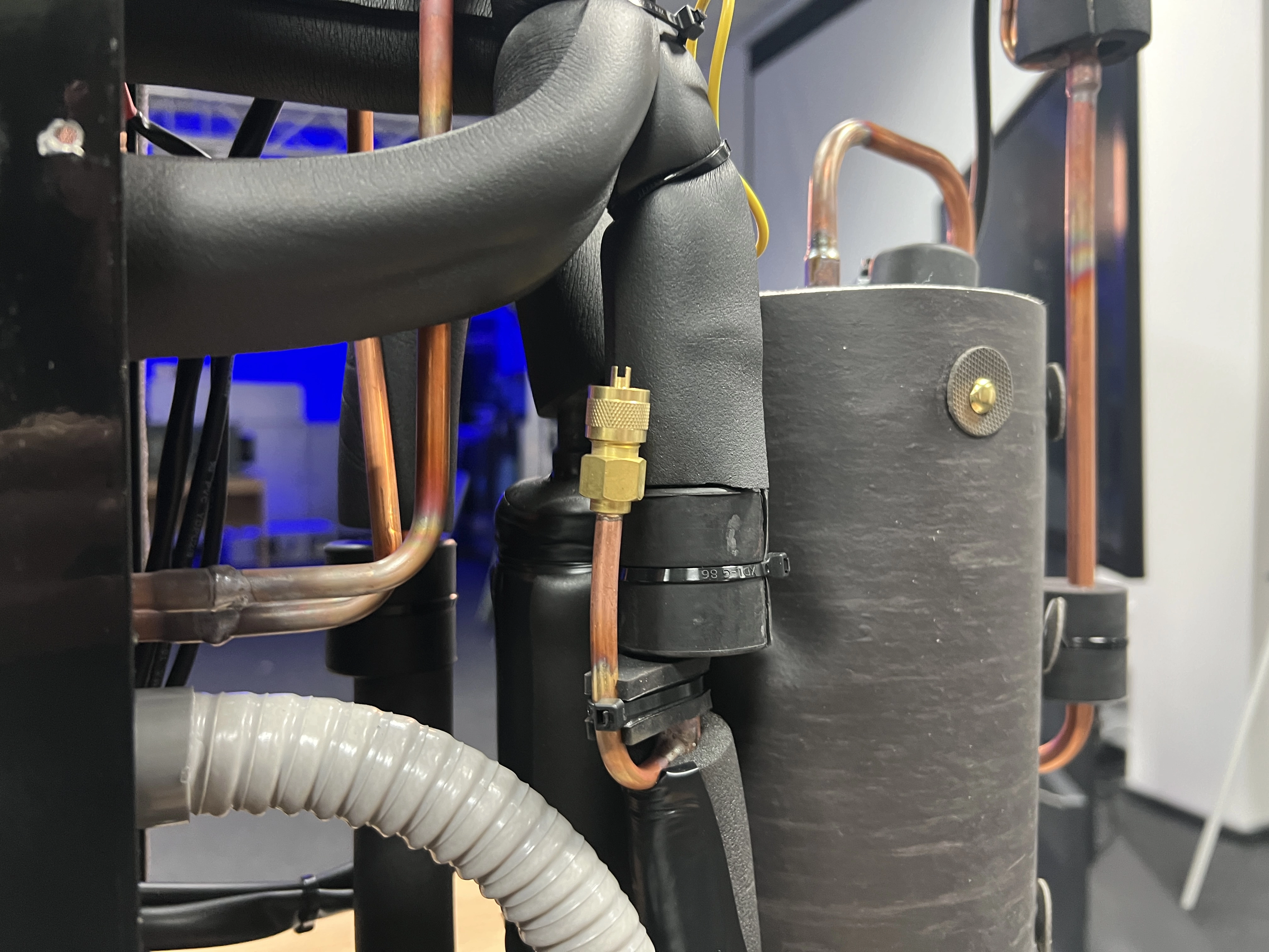 Канальный осушитель для бассейнов с плавным управлением Mycond MSHAC